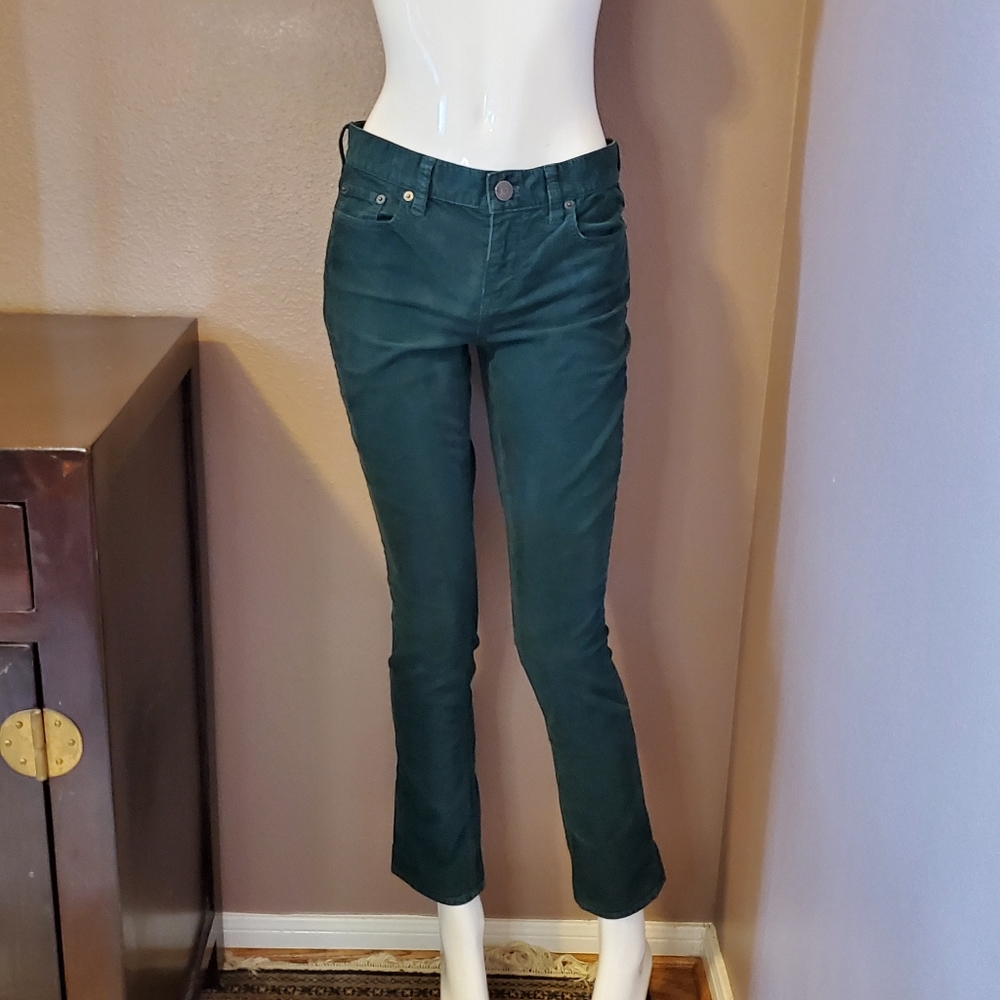 J CREW Reid green skinny cord jeans 26P